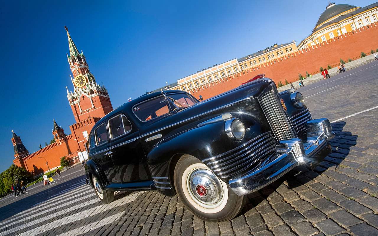 Во внешности советские художники, как могли, уходили от стилистики Паккарда.