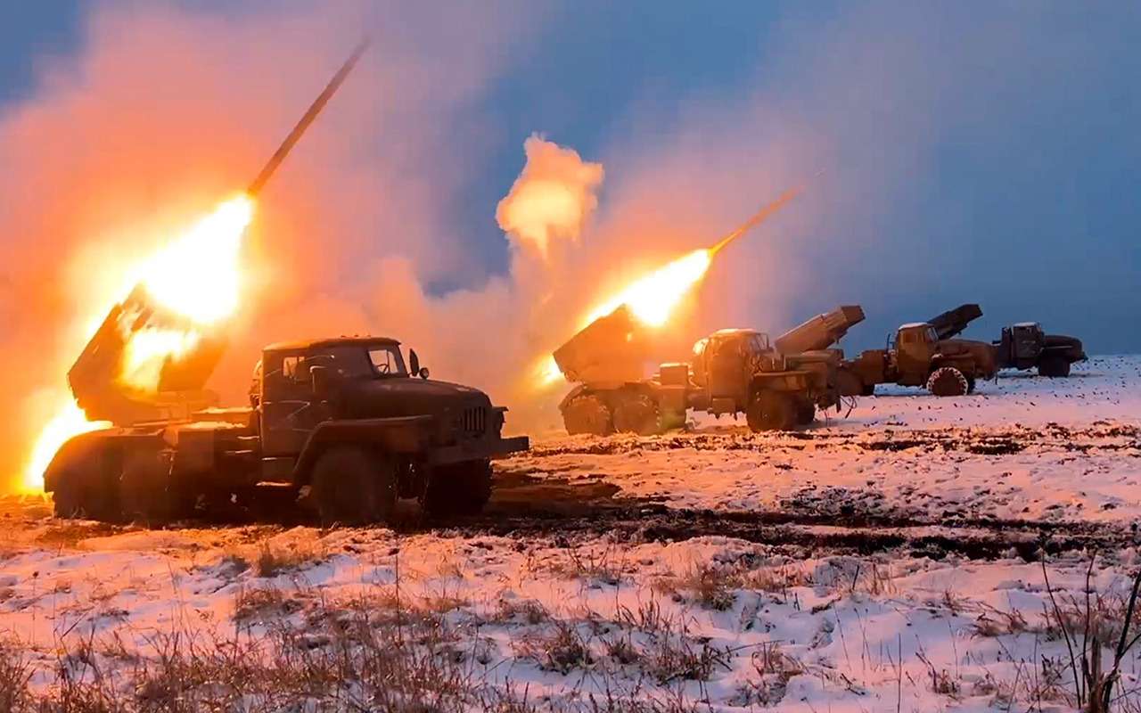 Работа расчетов РСЗО «Град» в зоне СВО