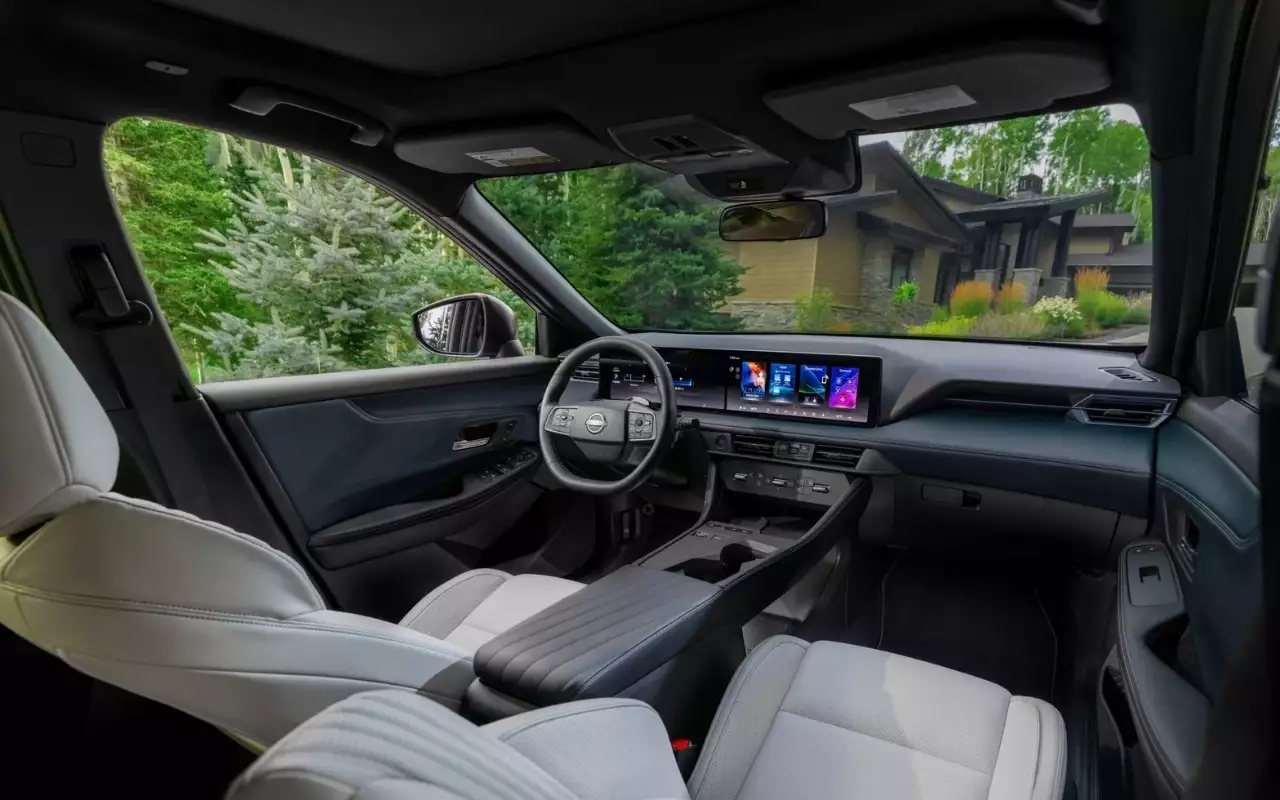 Интерьер Nissan Rogue 2026