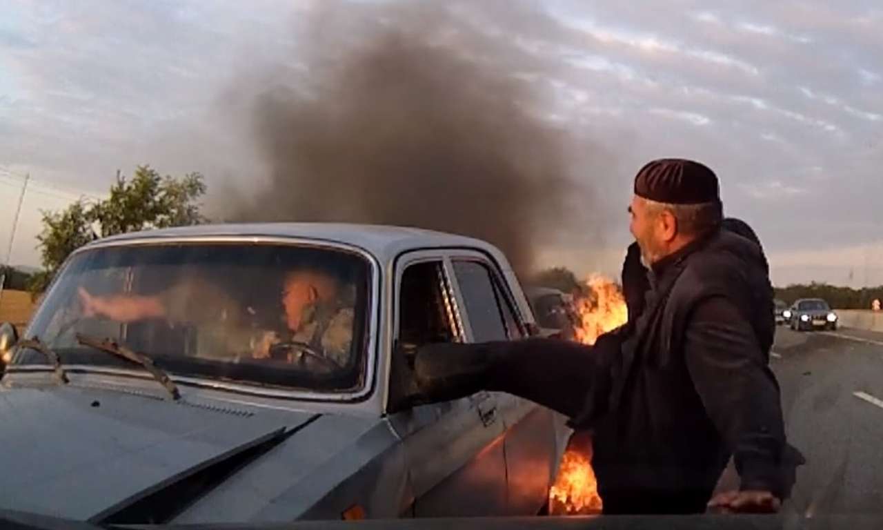 МЧС наградит Кадырова за спасение людей из горящей Волги