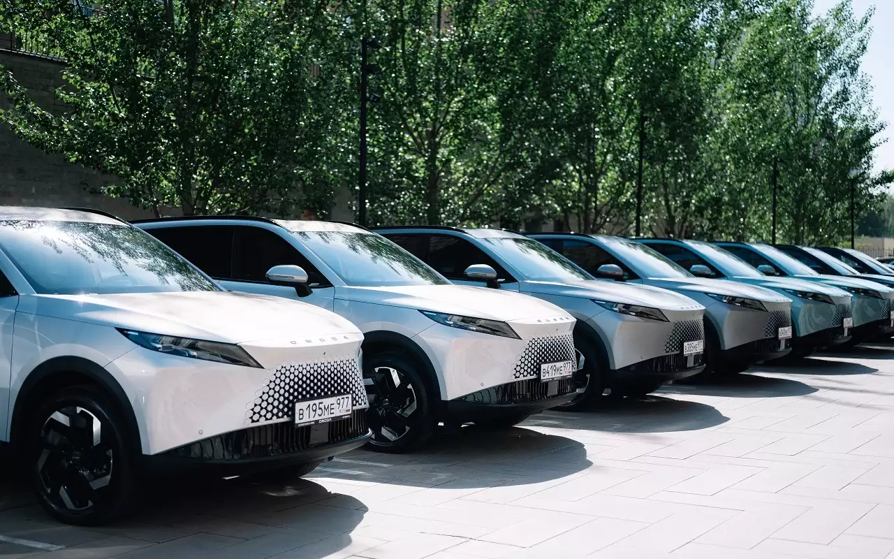 Omoda C7