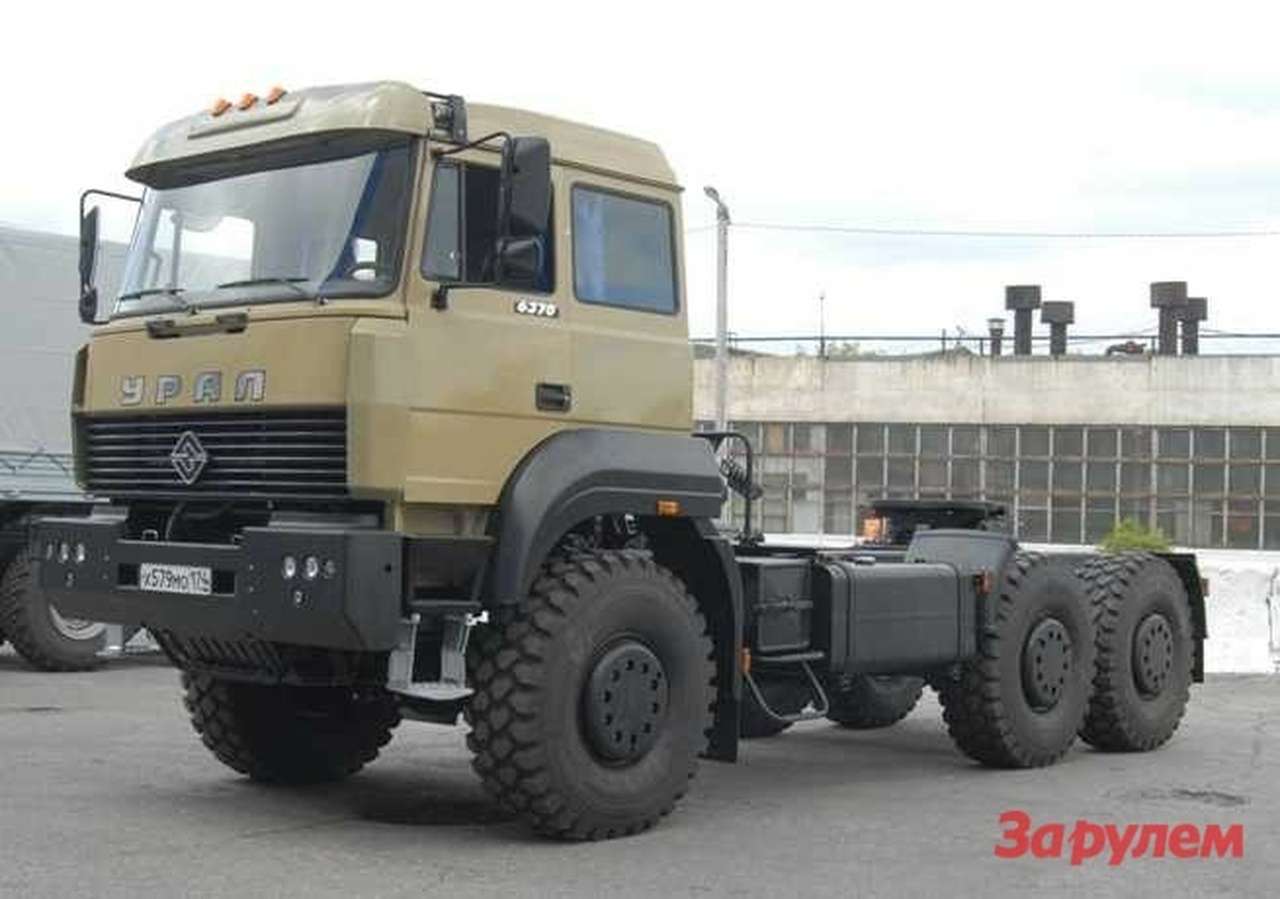 «Урал» привезет на выставку вооружений седельный тягач