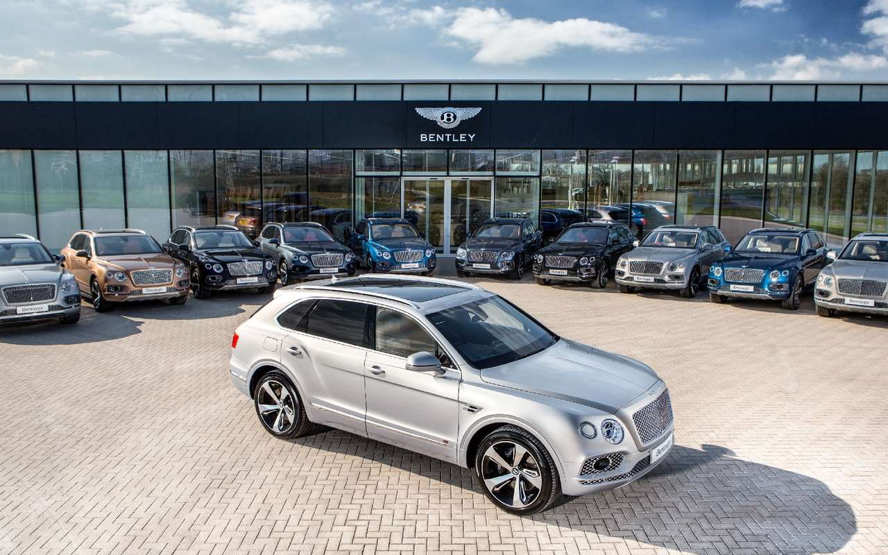 300 Bentley подружили Россию с Великобританией. Еще бы!
