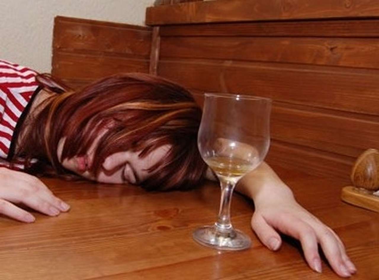 Женщина за рулем установила «рекорд» по вождению в пьяном виде 