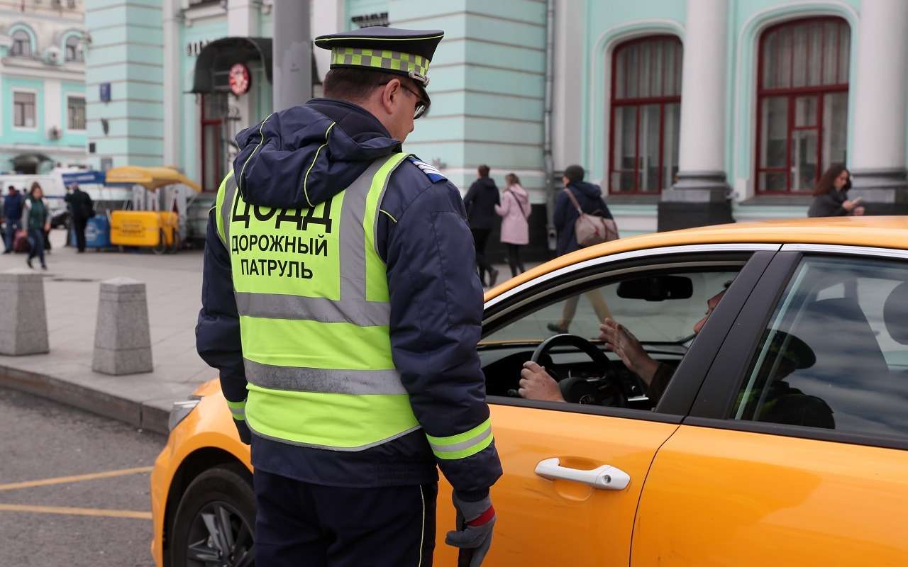 Россиянам рассказали, как с 1 ноября изменятся цены на бензин и автомобили