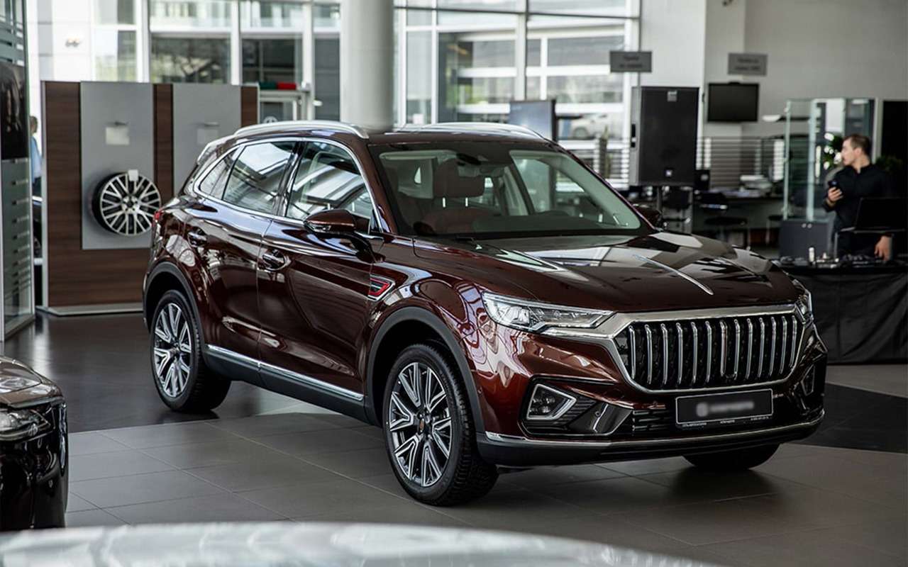 Стало известно, когда у дилеров появятся китайские Hongqi