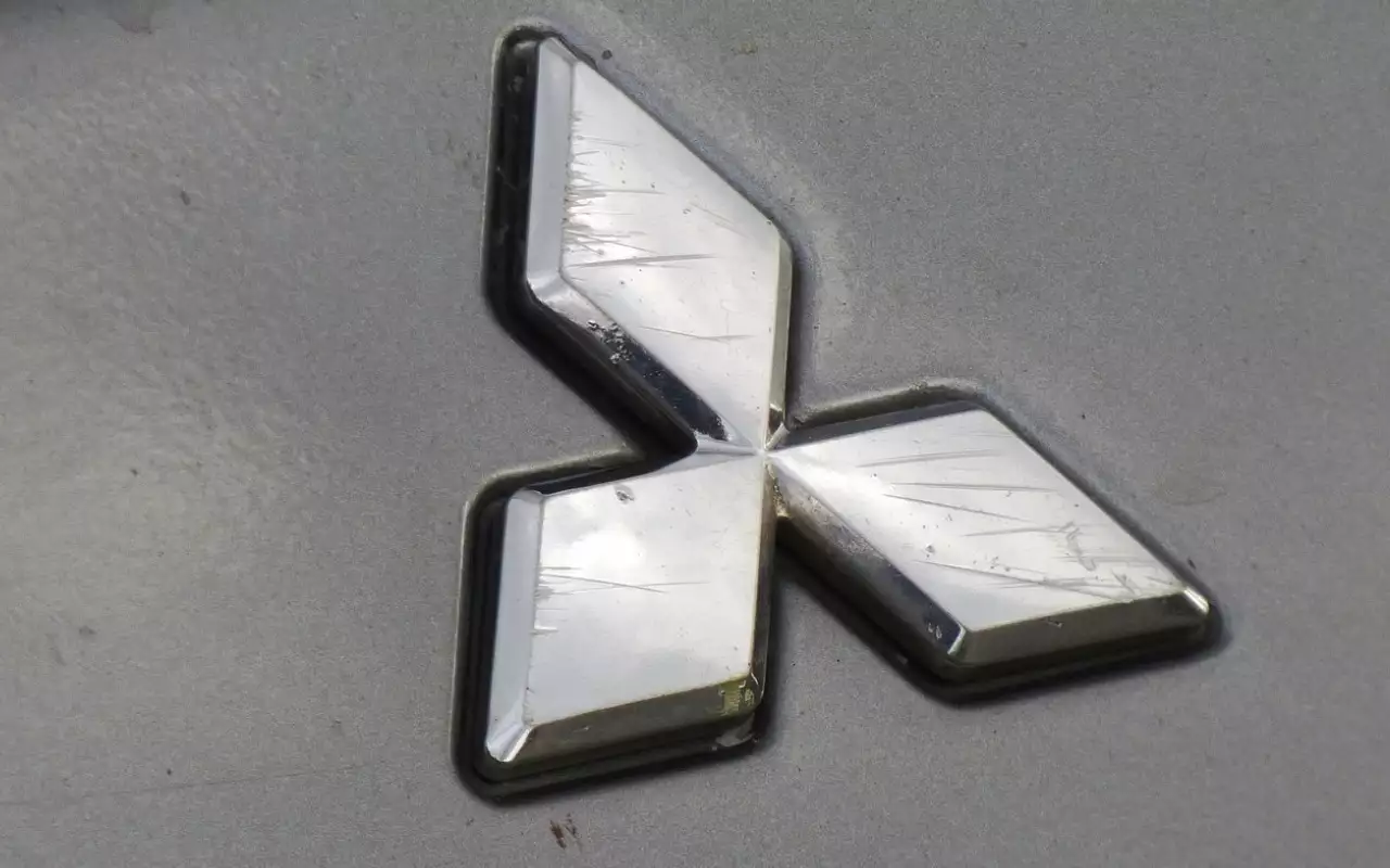 Mitsubishi зарегистрировал в РФ права на один из самых популярных кроссоверов