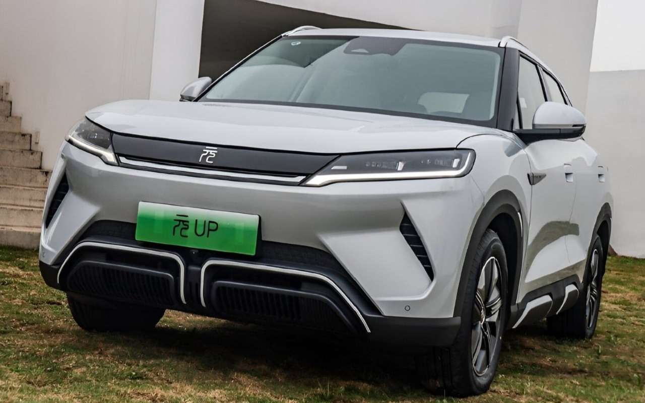 BYD Yuan UP