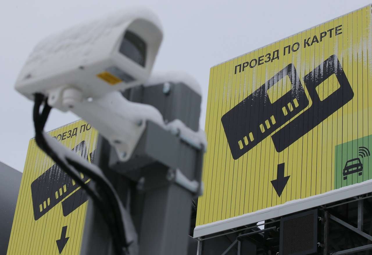 Водителей, не оплативших проезд по платным дорогам, предложили штрафовать 