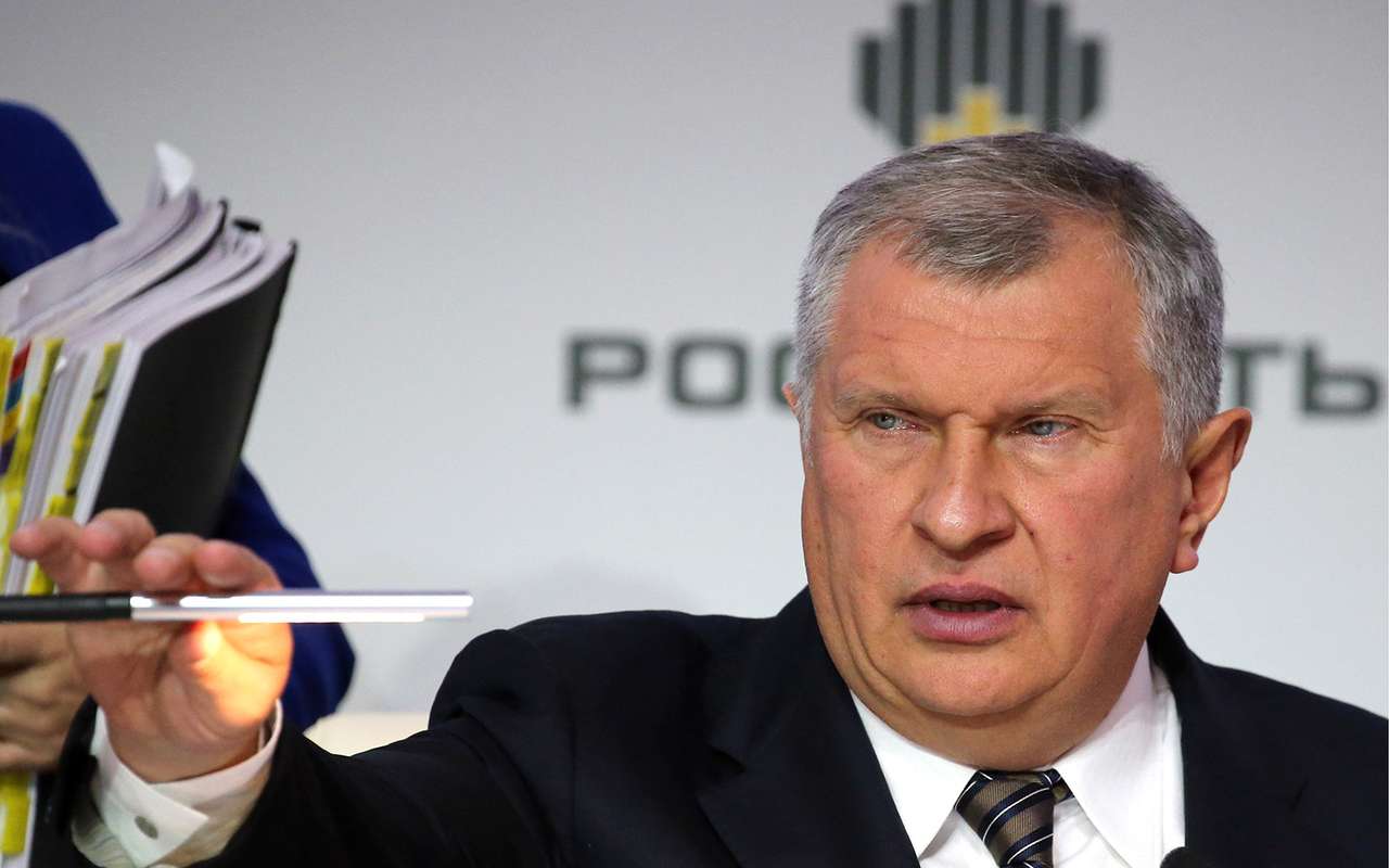 Игорь Сечин выступил: Электромобили - угроза для экологии