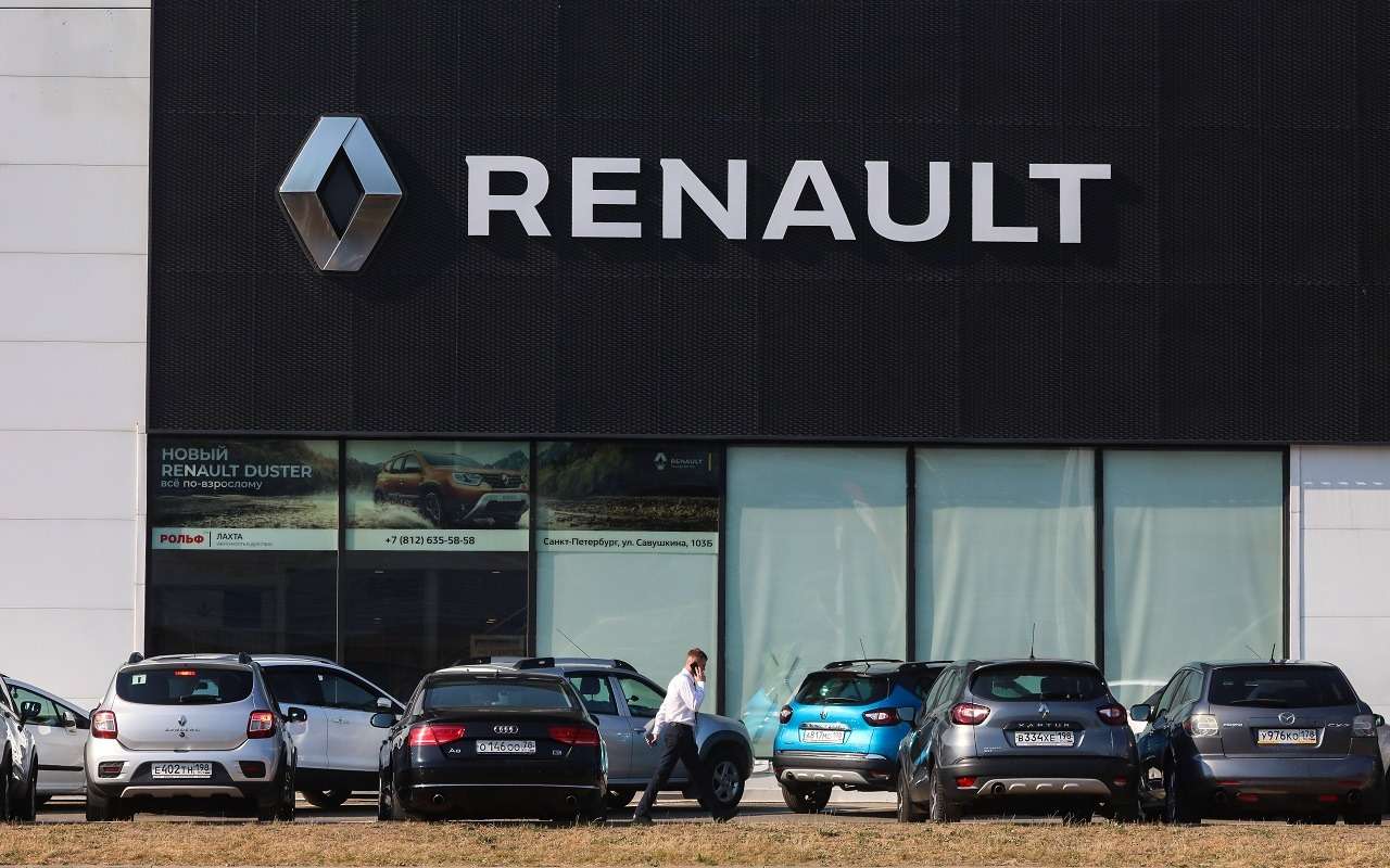 Дилерам Renault предложат перейти в сеть автосалонов Lada