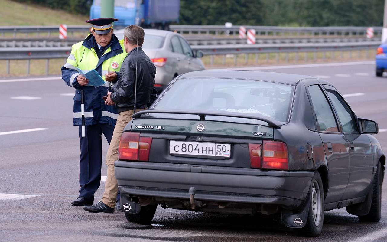 Водителям готовят новые платежи: какие пошлины вырастут в 2025 году