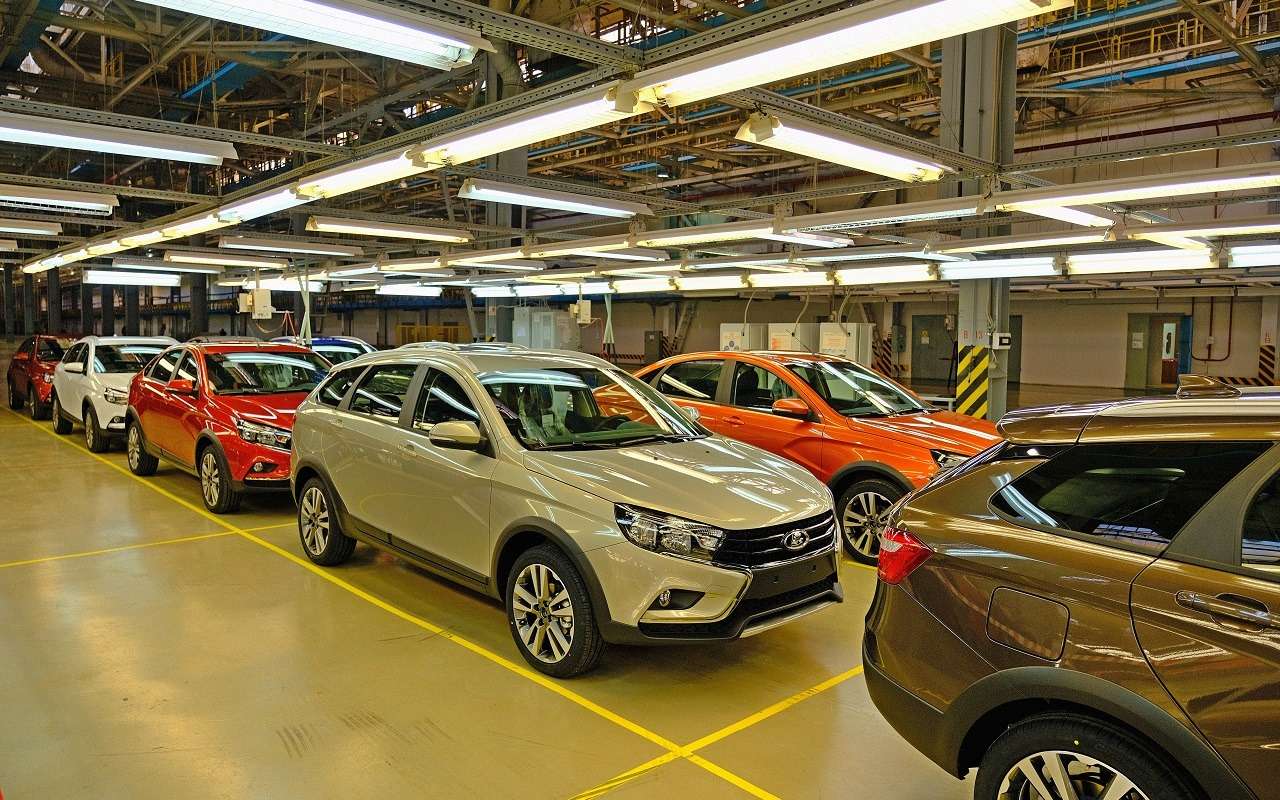 Выпуск моделей Lada Vesta, Granta и Niva возобновят в цветах кориандр и синий