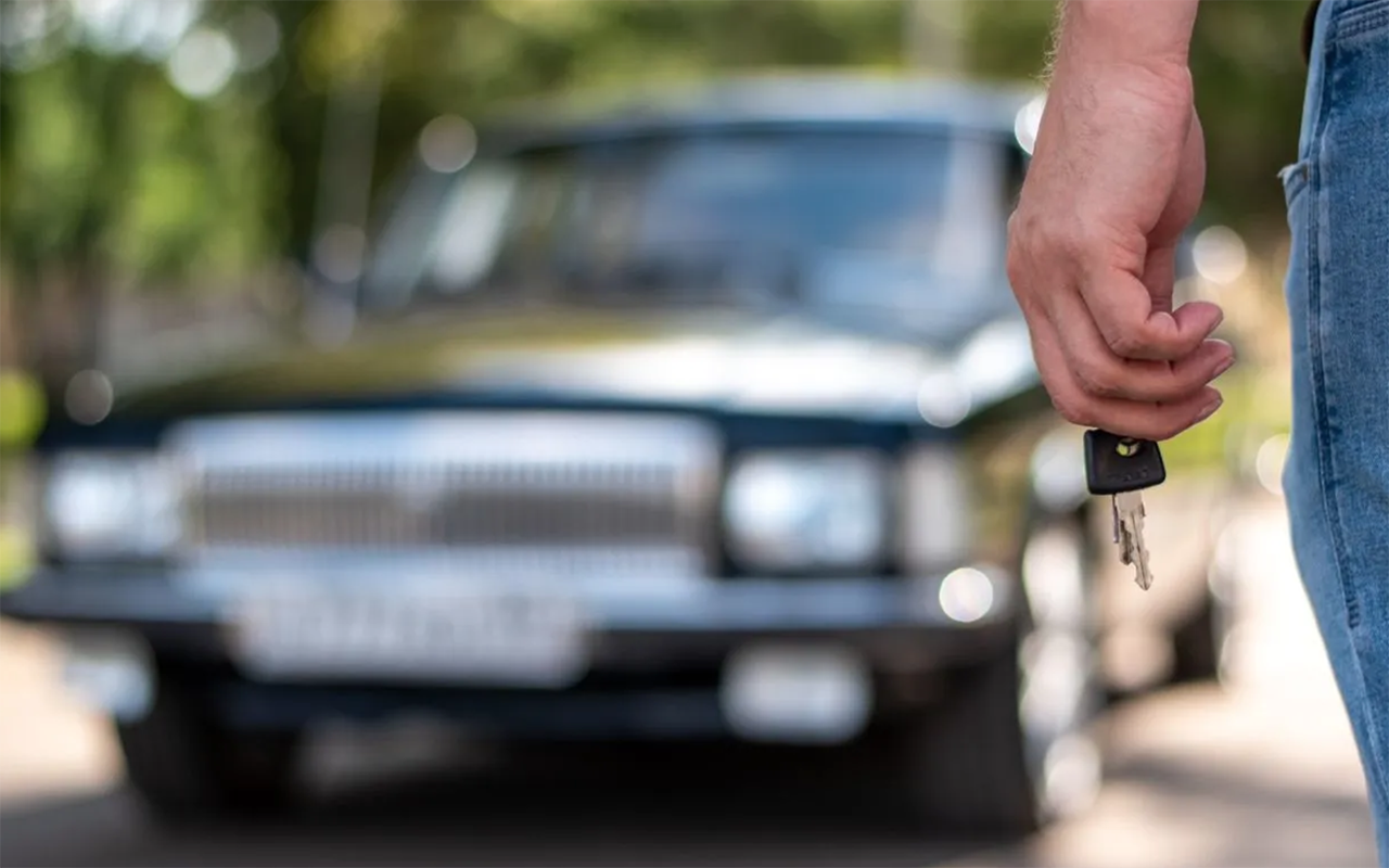 Тюнингованная Волга ГАЗ-3102