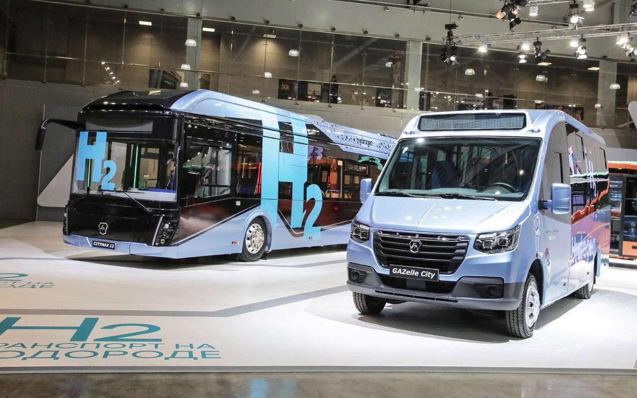 Автоторможение, распознавание знаков... Все новые российские (!) автобусы