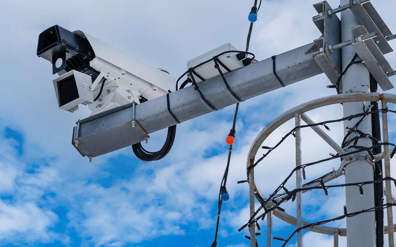 Россиян хотят штрафовать по камерам за незаконный переход ж/д путей