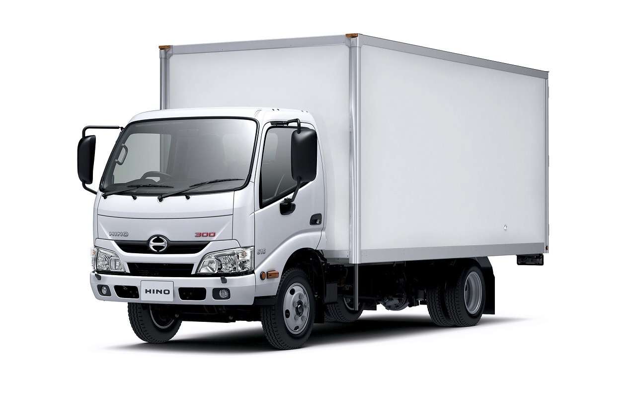 Не держит ручник: под отзыв попали фургоны Hino