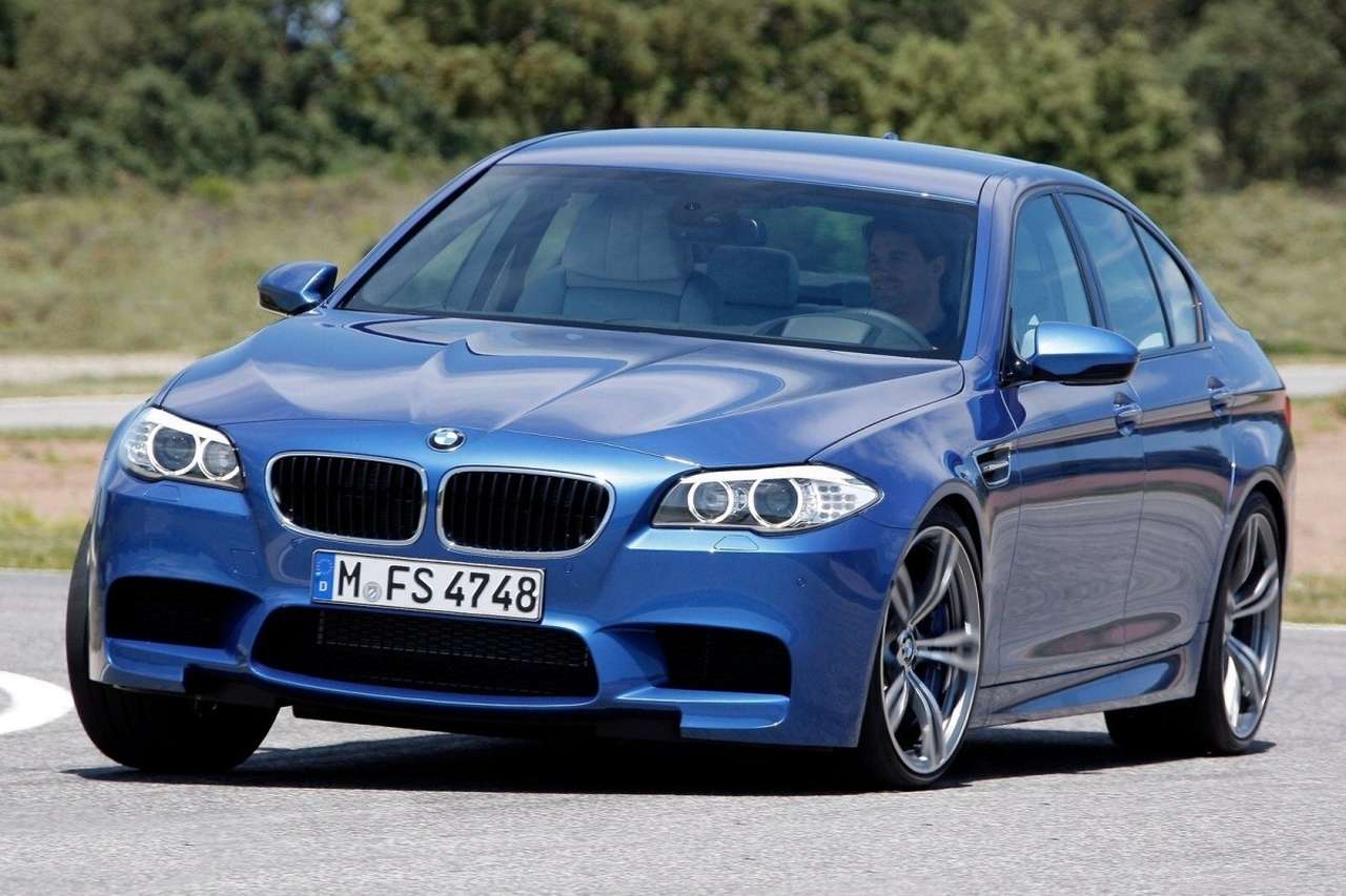 В сети дебютировала «пятая» BMW M5