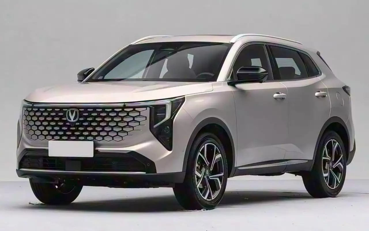 Стали известны российские цены на новый Changan Uni-S