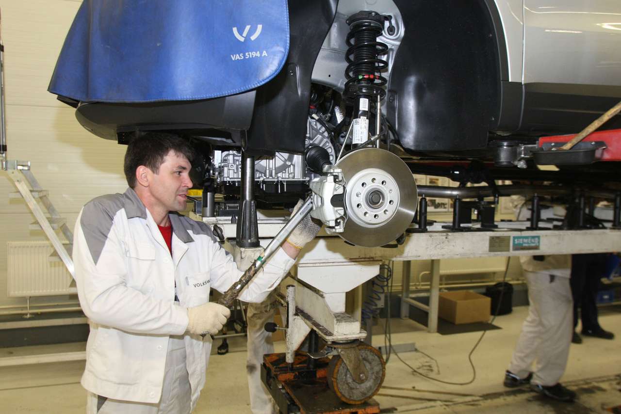 Завод Volkswagen в Калуге третий раз в этом году останавливает производство