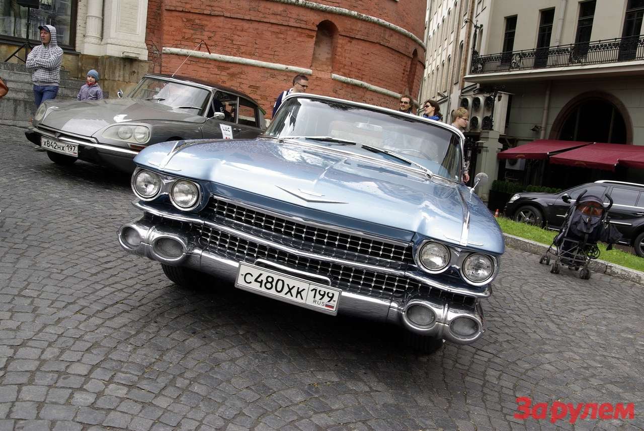 В Москве состоялось десятое юбилейное ралли классических автомобилей 