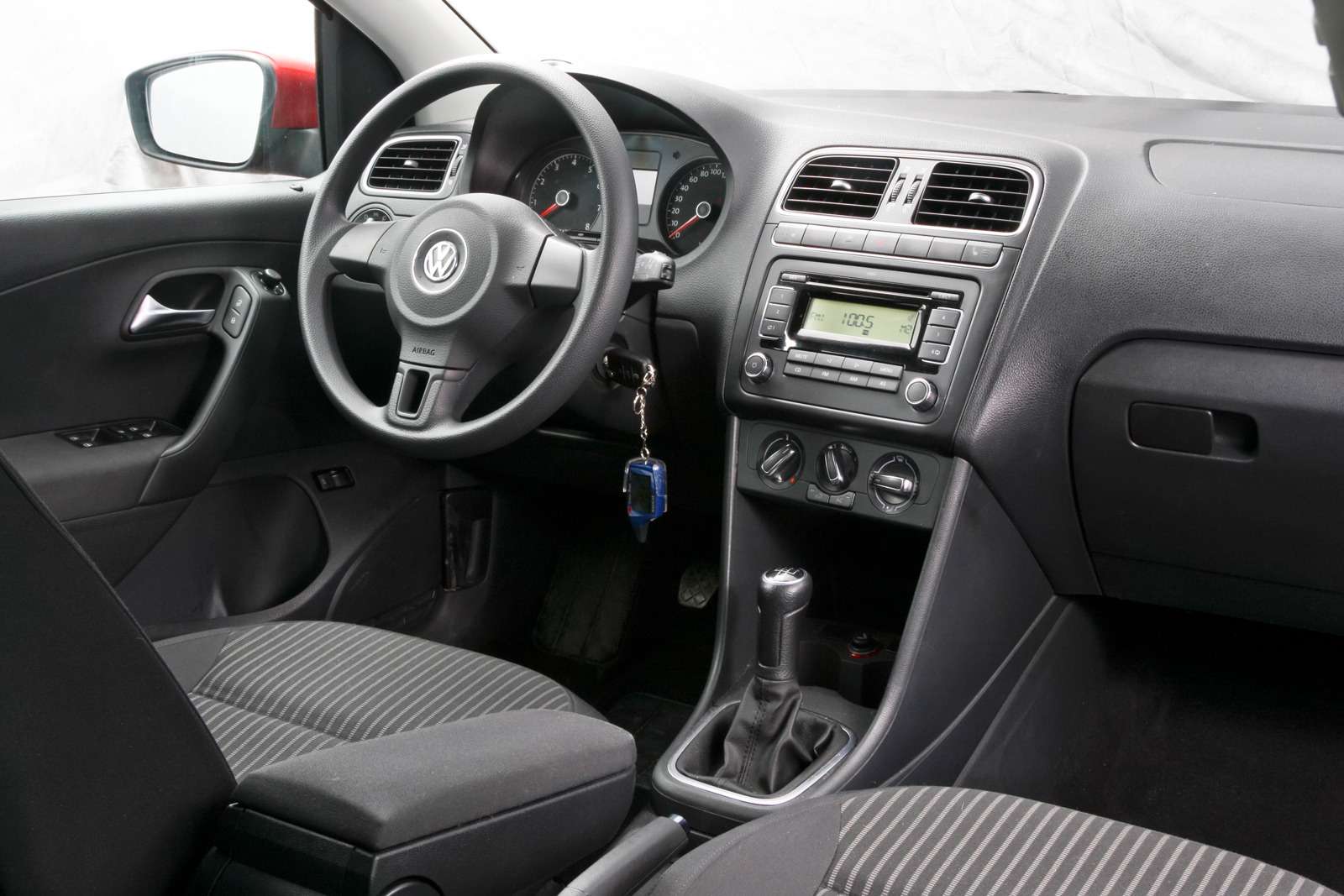 Салон VW Polo sedan 2012