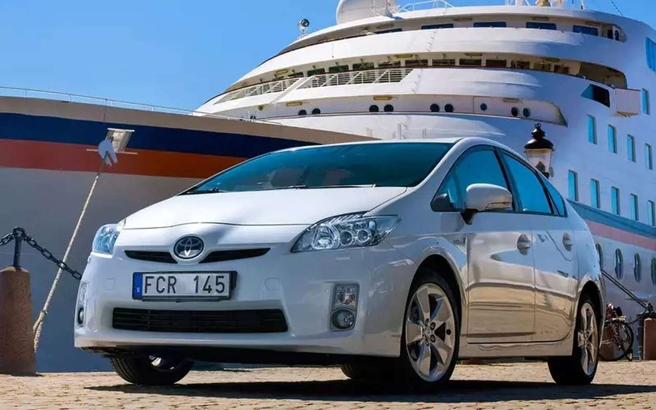 Япония больше не первая по экспорту машин