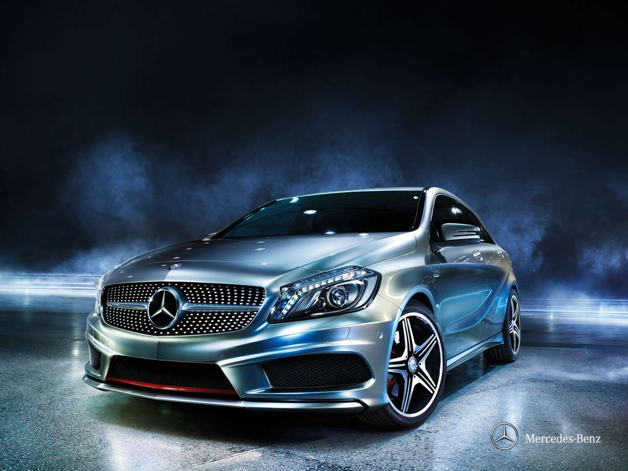 Средняя цена нового автомобиля близка к 1 млн рублей