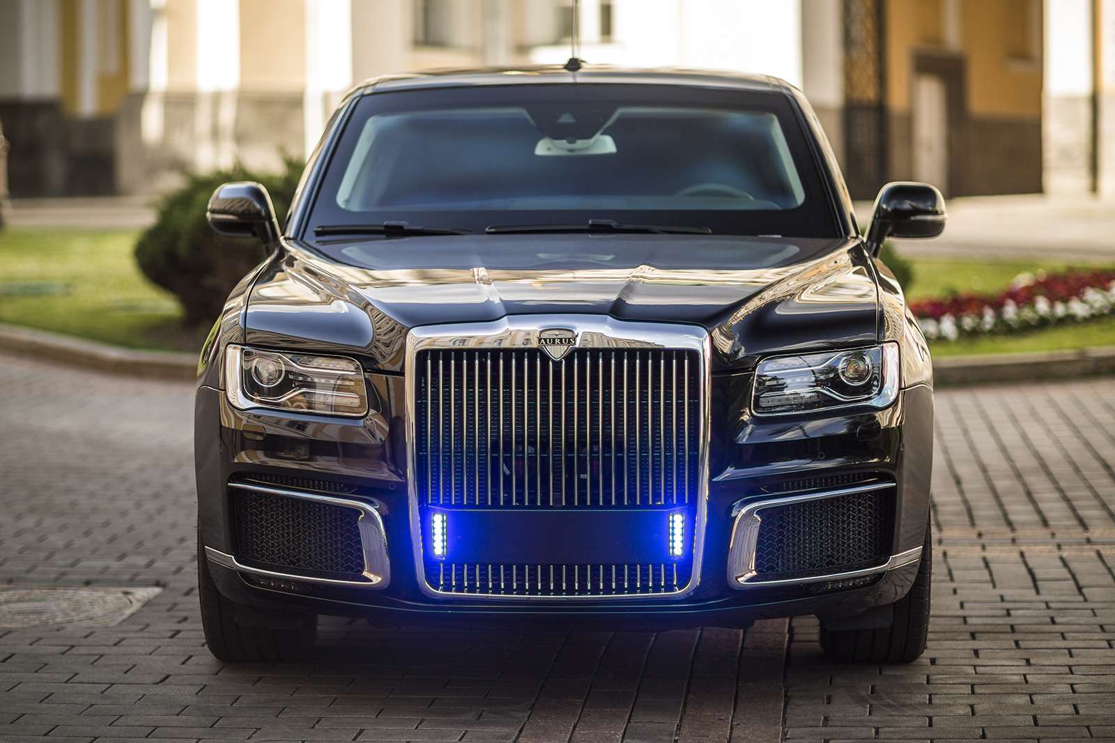 Aurus senat s600