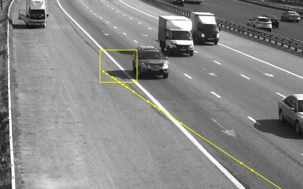 Тень от автомобиля «получила» штраф ГИБДД