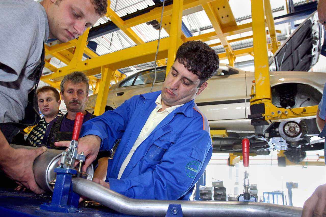 Сделано в СНГ: союзный автопром не находит места на российском рынке