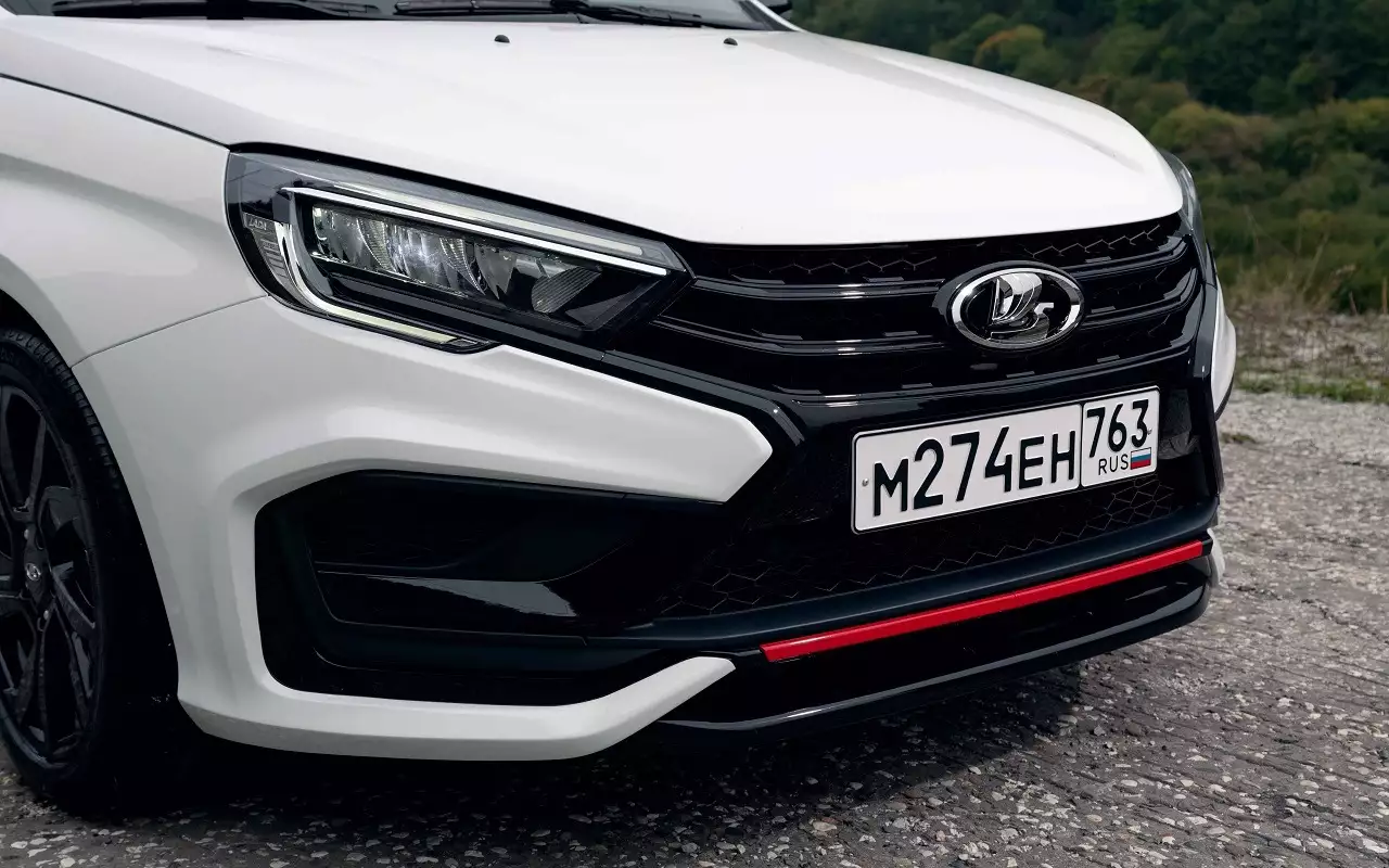 Lada Vesta обновляет кузов — вот что известно