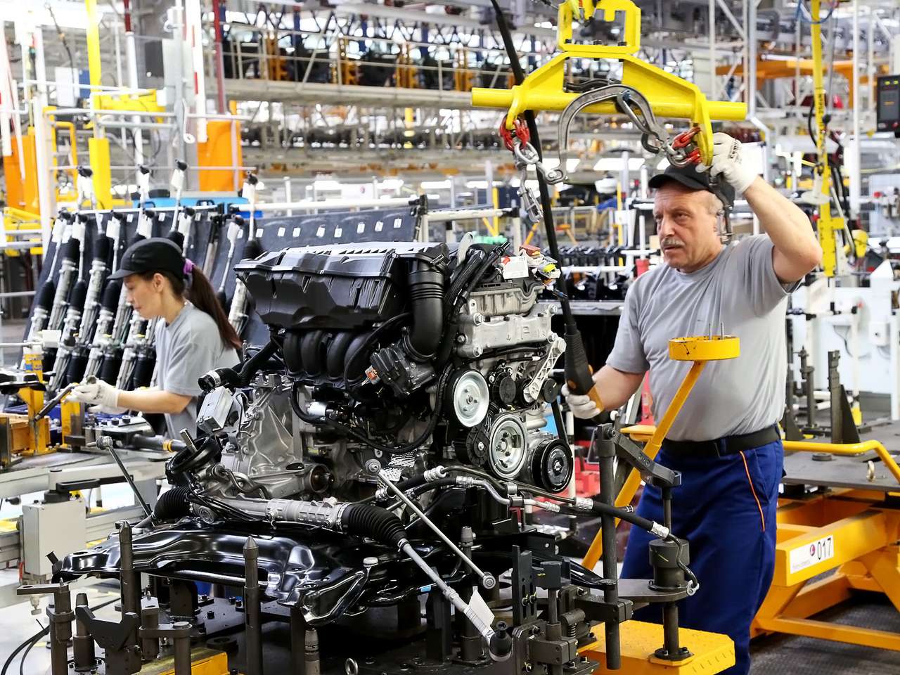 Правительство урезало список мер по поддержке автопрома