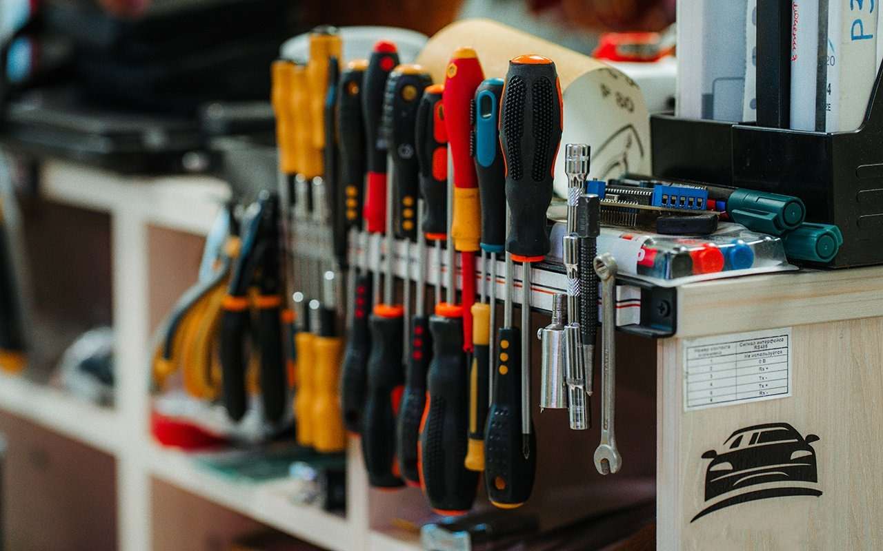 6 незаменимых приспособлений для гаража: а у вас такие есть?