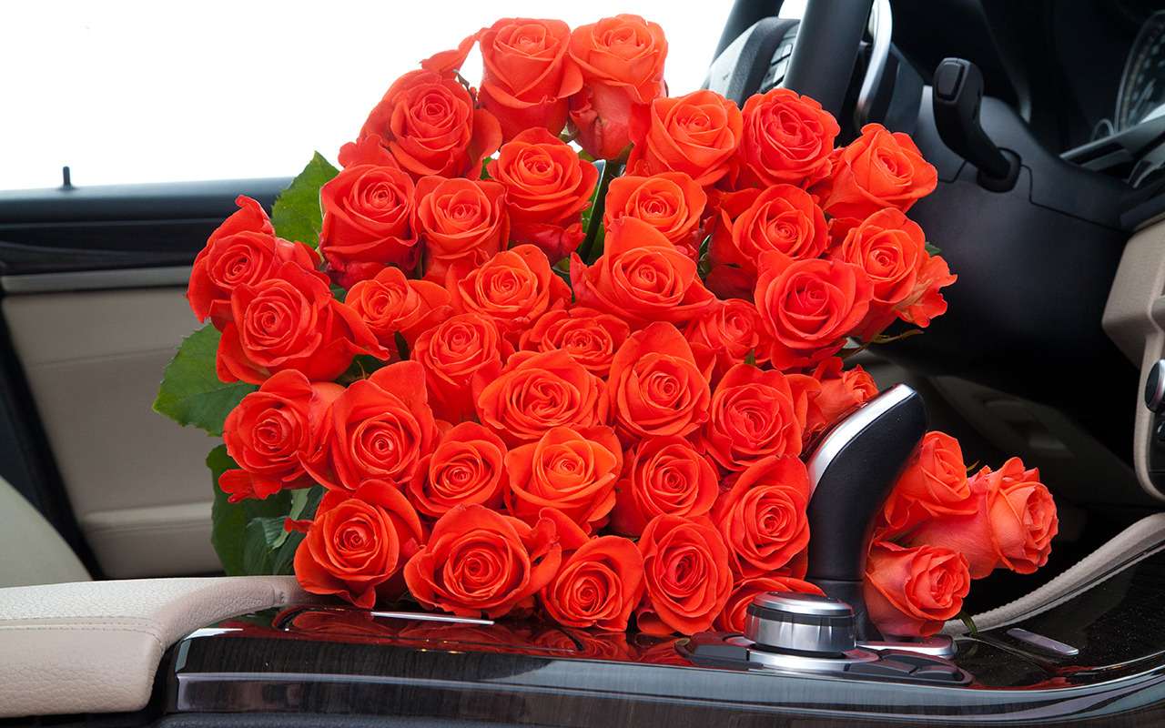 Зря старался! Парень угнал машину ради свидания, а девушка не пришла