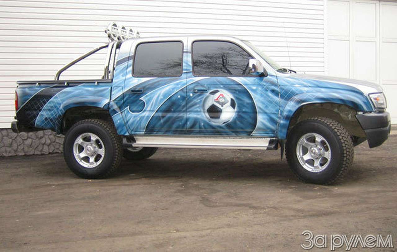 Автомобиль Сергея Овчинникова. Hilux для Босса