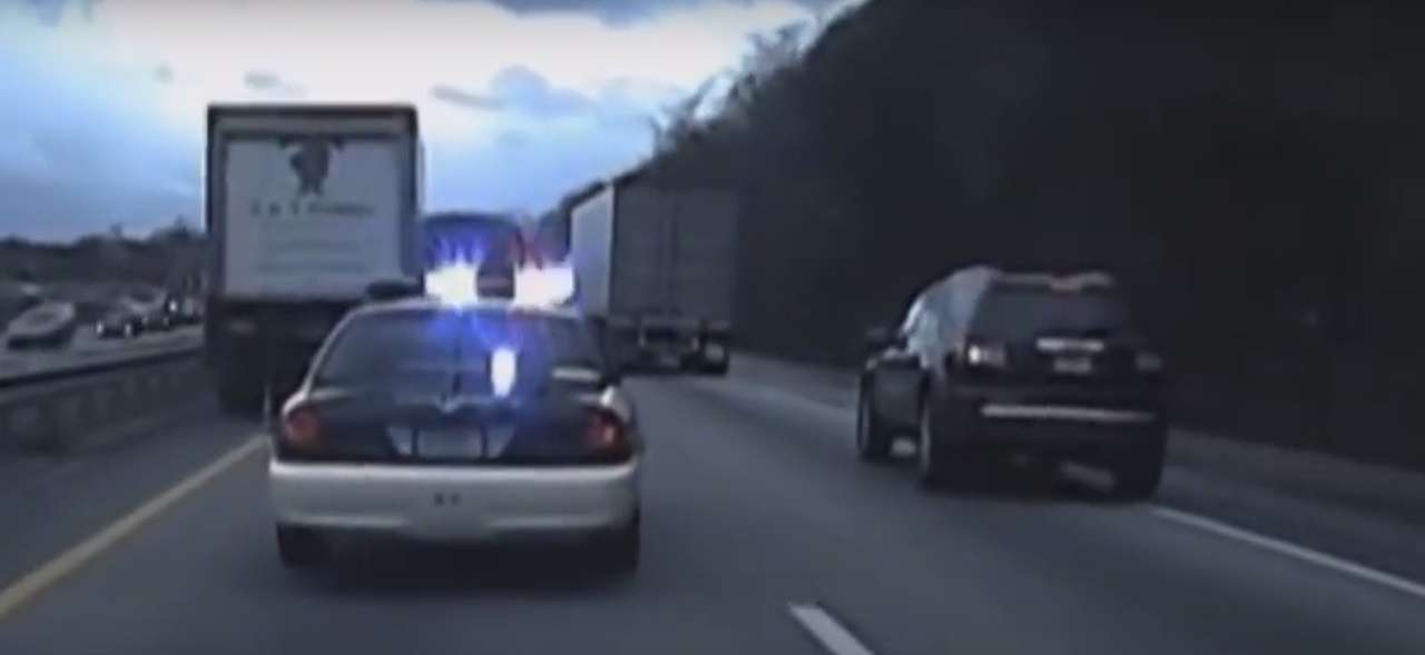 Коп против копа: дорожная битва на шоссе