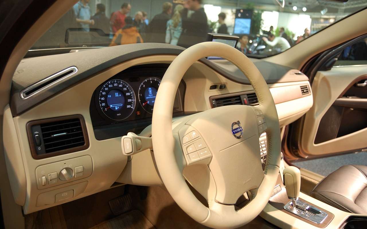 Интерьер Volvo XC60