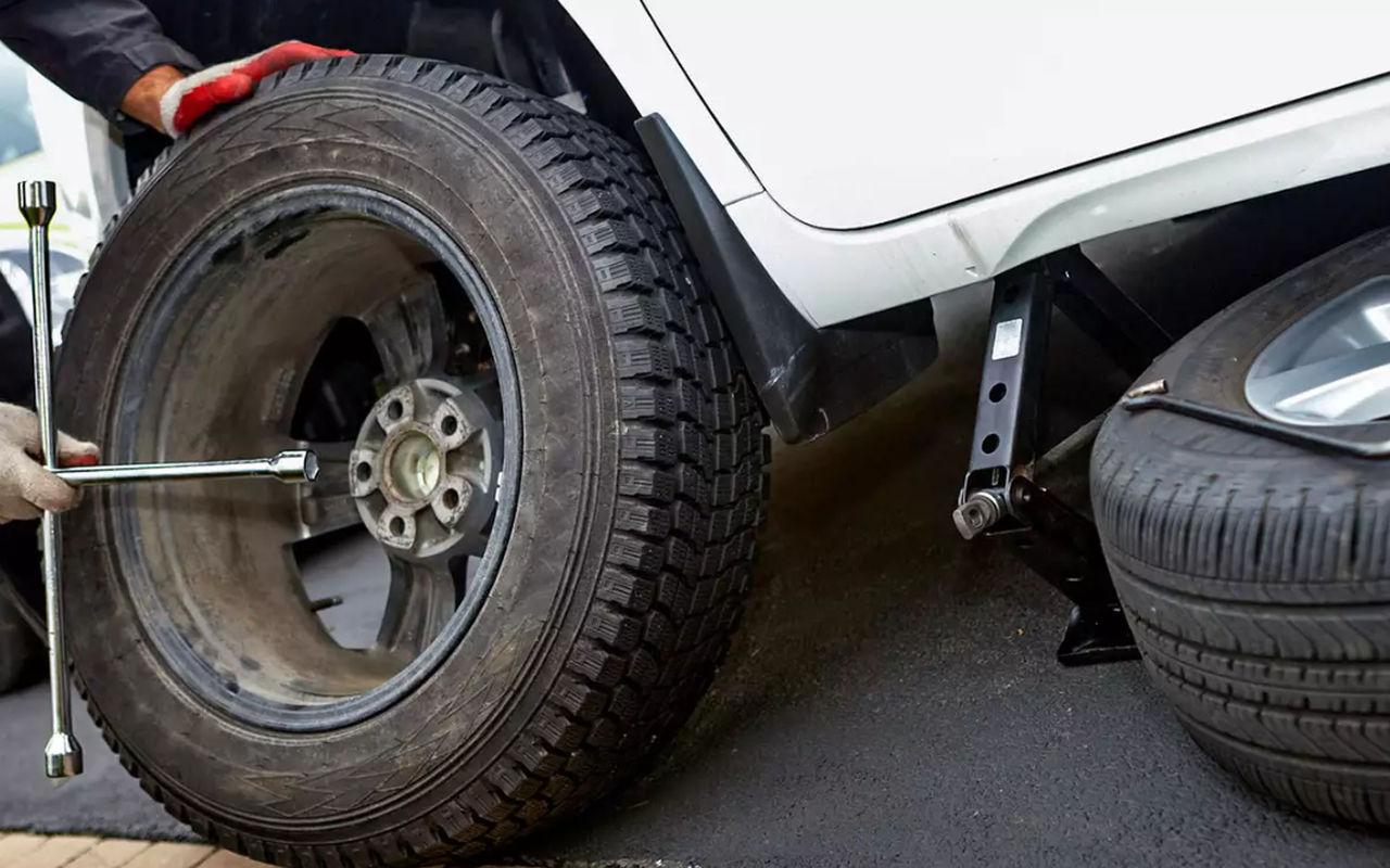 Стало известно, на чем сегодня экономят автовладельцы