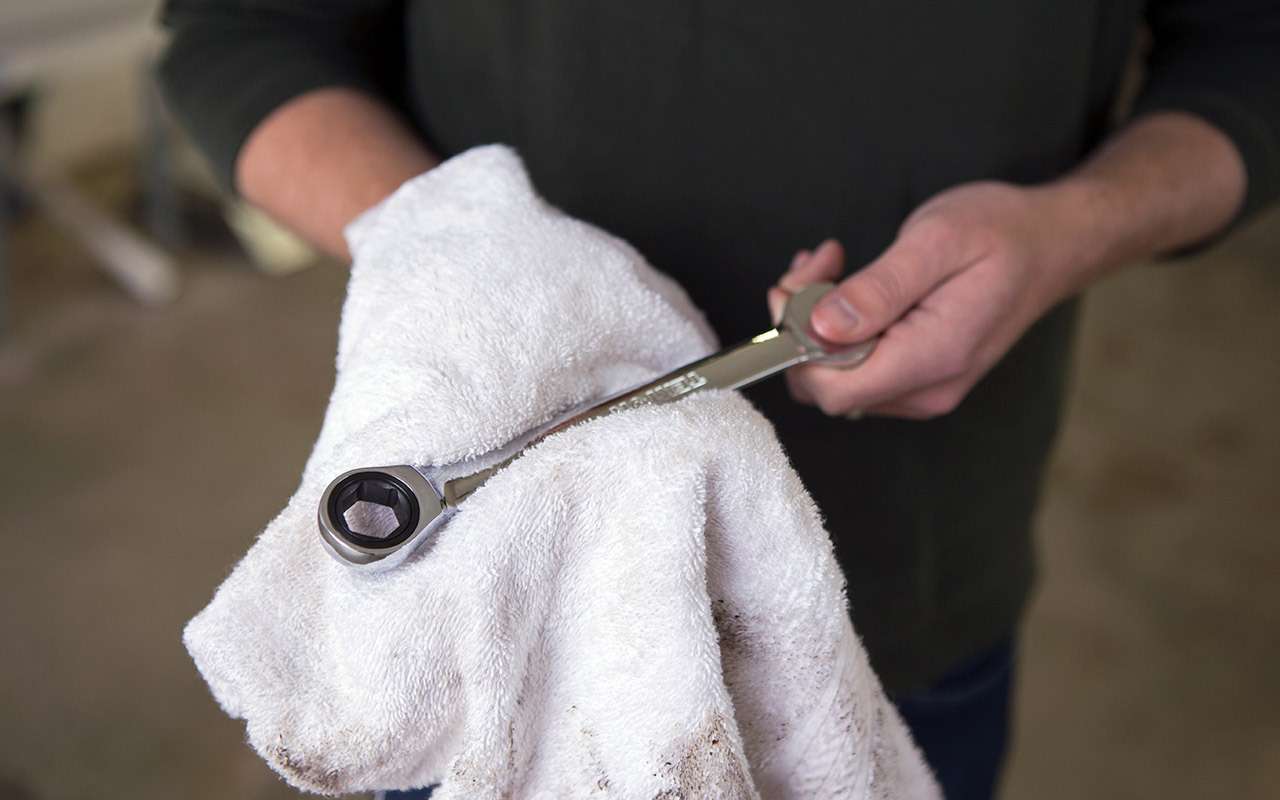 Эксперт рассказал, что нужно проверить в авто летом