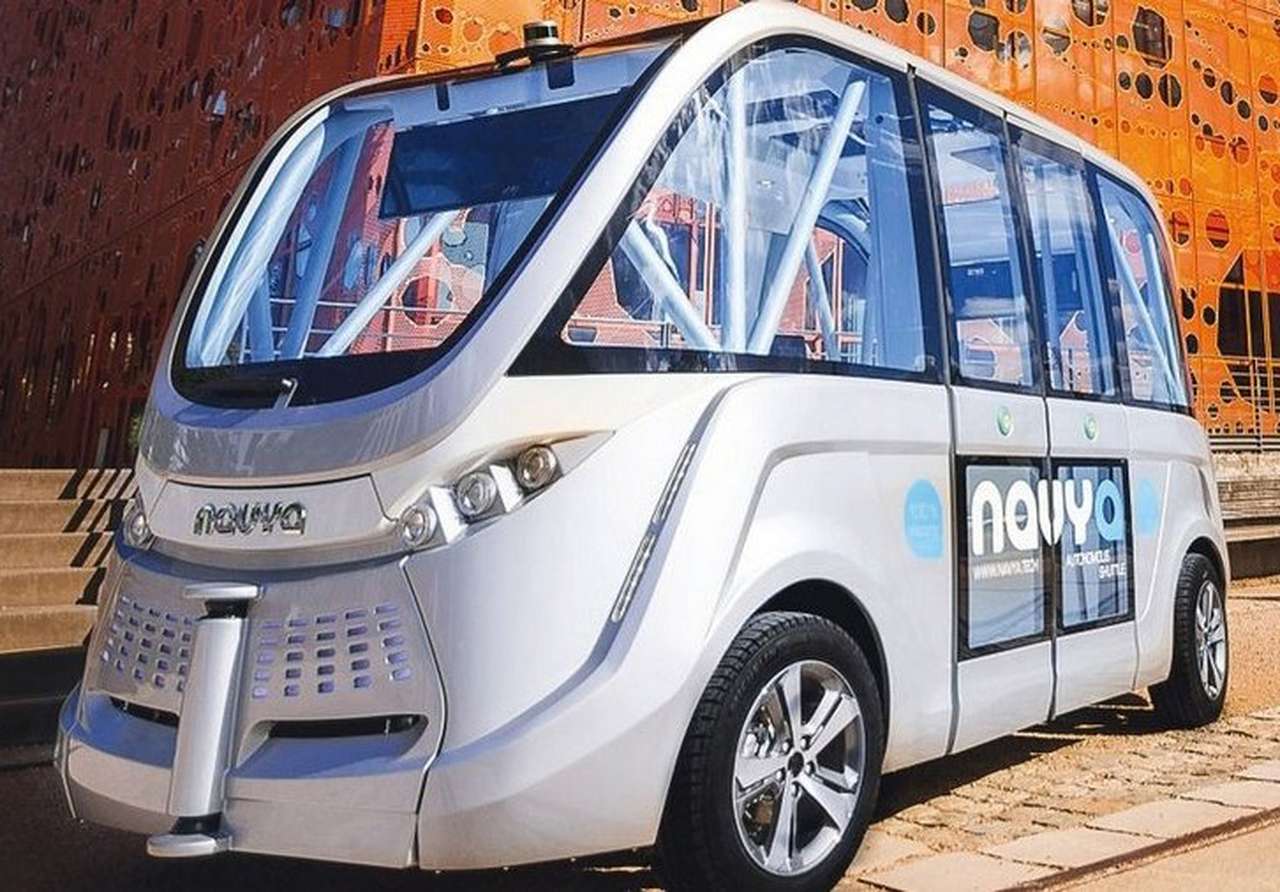 В Берлине появились пассажирские беспилотники. Пока с водителем