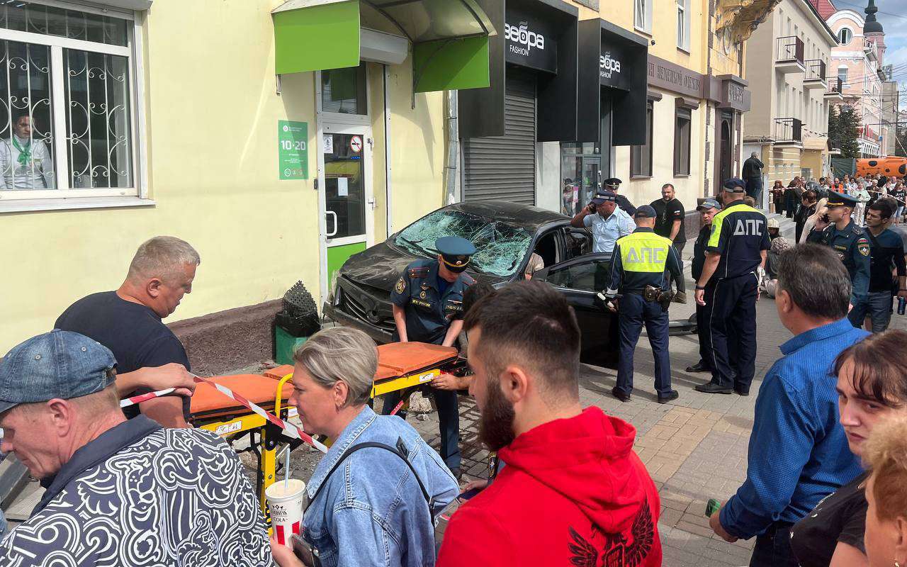 Резонансное ДТП в Калуге: пострадали 11 человек