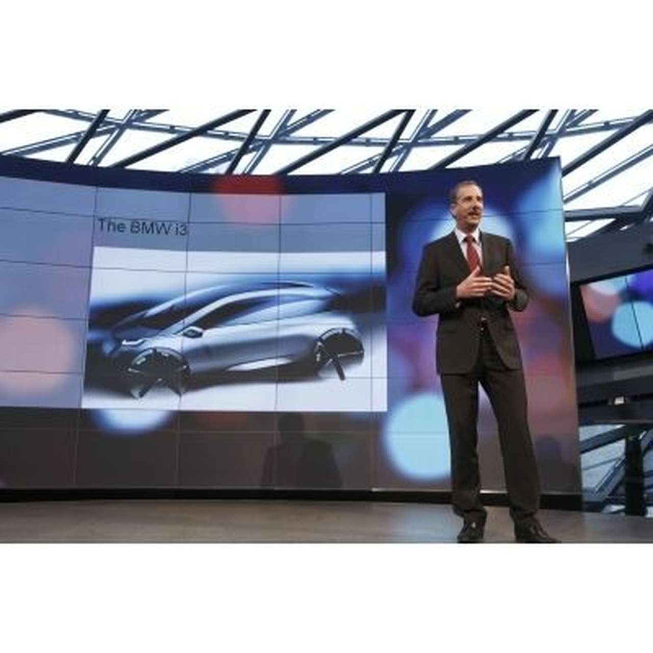 Новые подробности о переднеприводном BMW