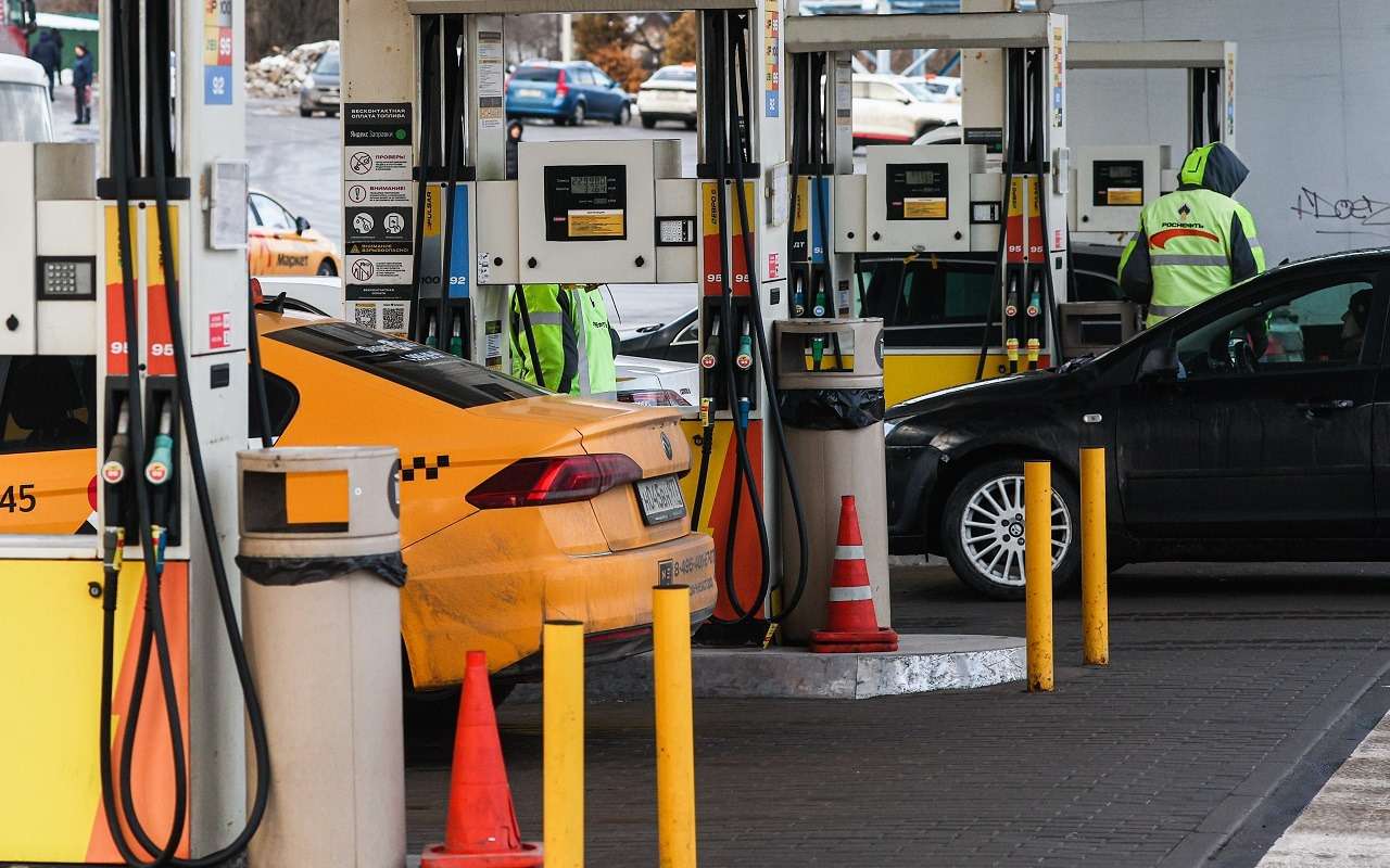 ФАС объяснила рост цен на топливо