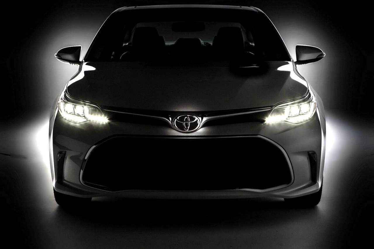 Toyota привезет в Чикаго обновленный седан Avalon