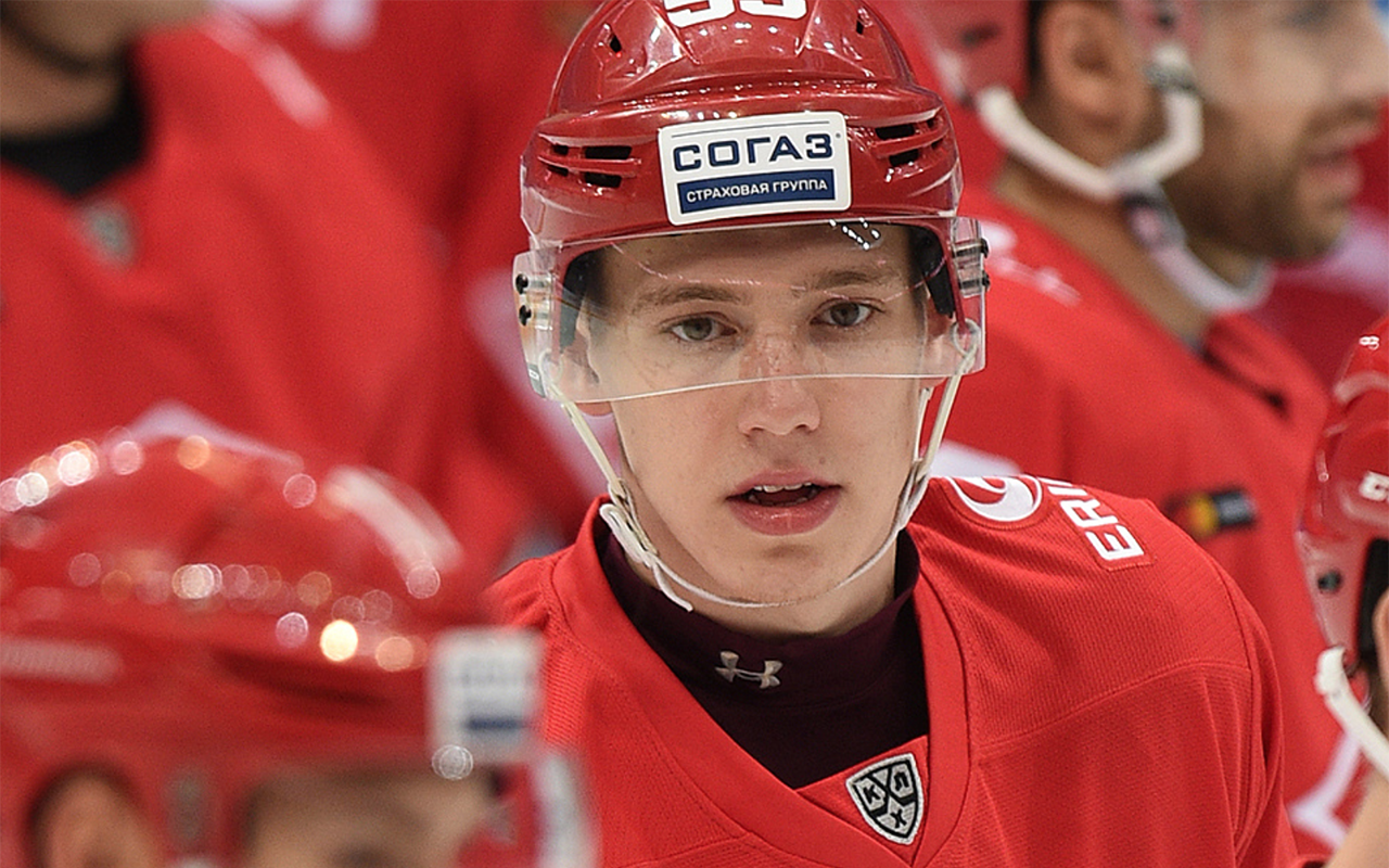Хоккеиста «Спартака» поймали с фальшивыми правами