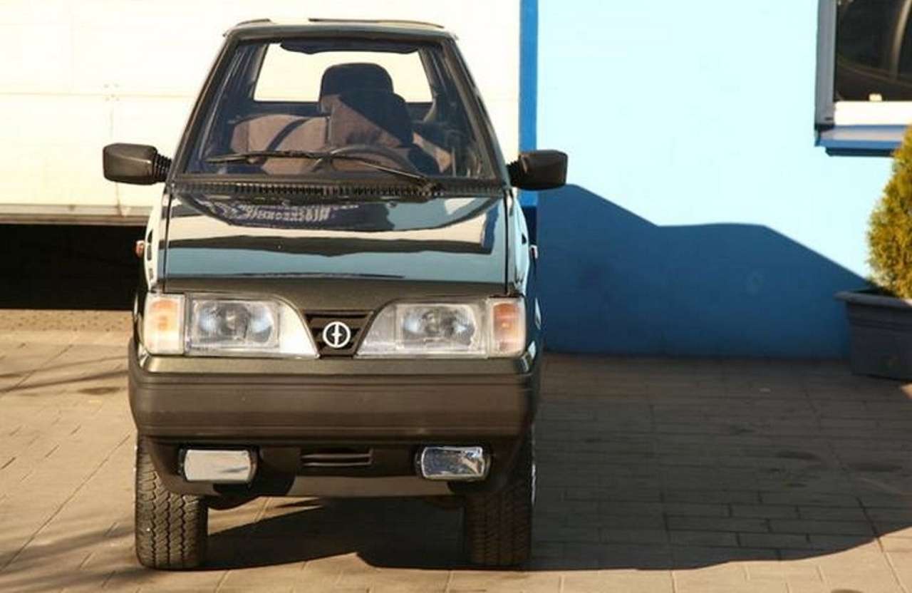 Нет, это не фотошоп: в Польше создали антипробочный автомобиль