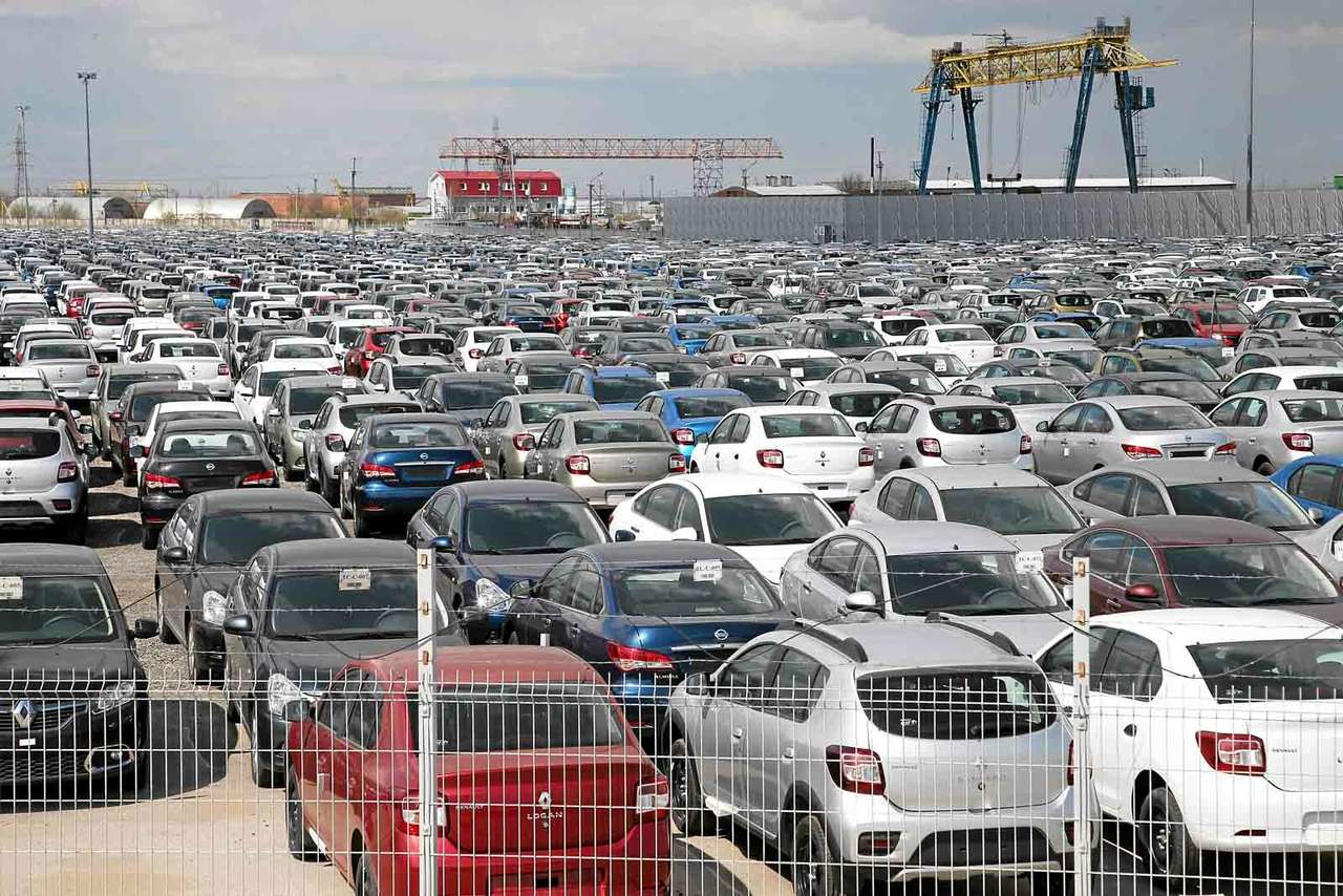 Стало известно, сколько россияне потратили на покупку автомобилей