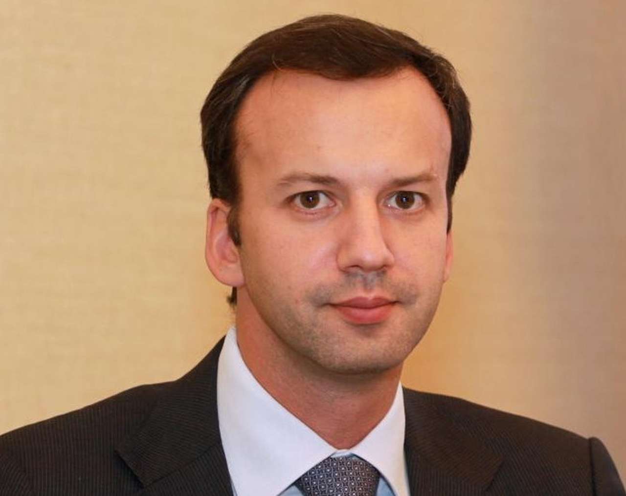 Дворкович пообещал, что дефицита топлива в России не будет