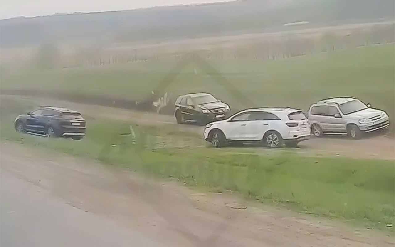 Массовая карма настигает обочечников на трассе М-4 (видео)